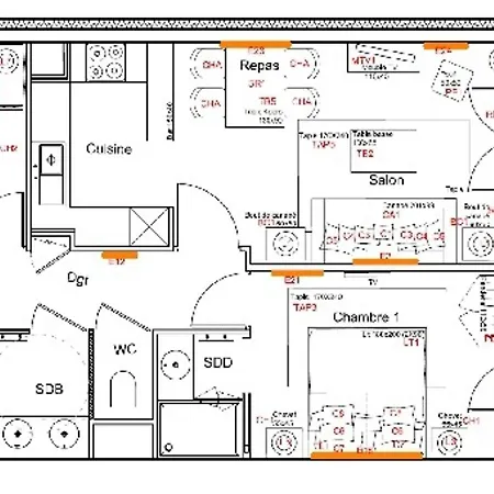 Familial Au Centre De Avec Parking Et Wifi - Fr-1-562-36 Apartment